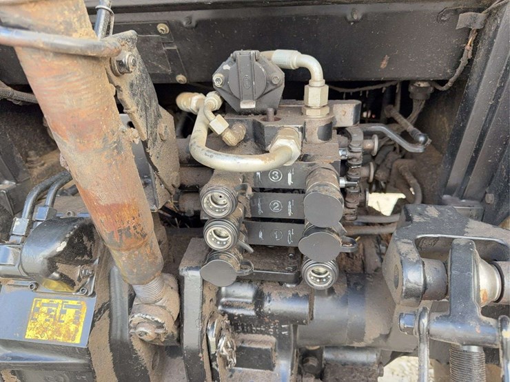 case-ih-5140-image-28