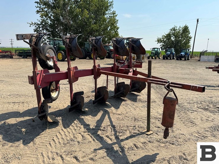 watts-5-bottom-plow-image-6