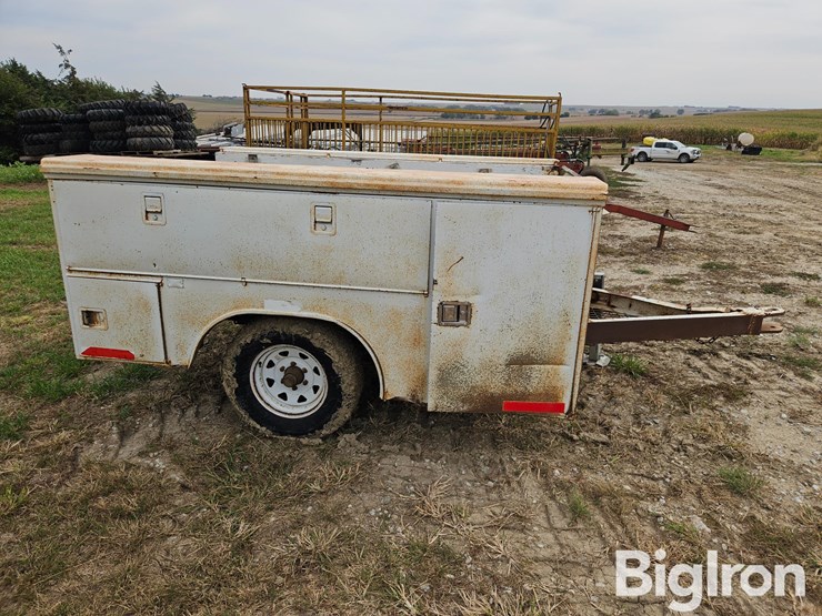 s/a-service-trailer-image-13