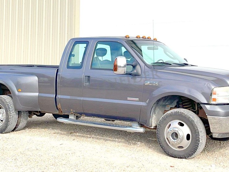 2006-ford-f350-image-1