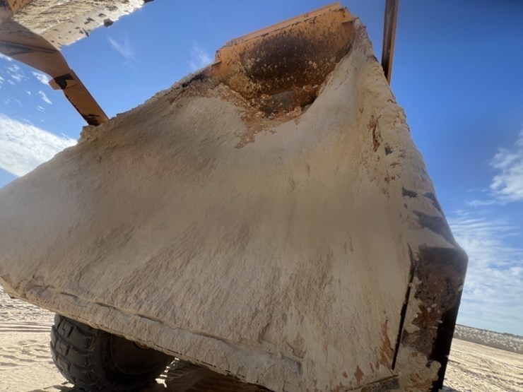 2021-volvo-a60h-image-44