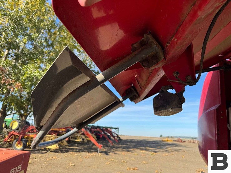 2012-massey-ferguson-2190-image-23