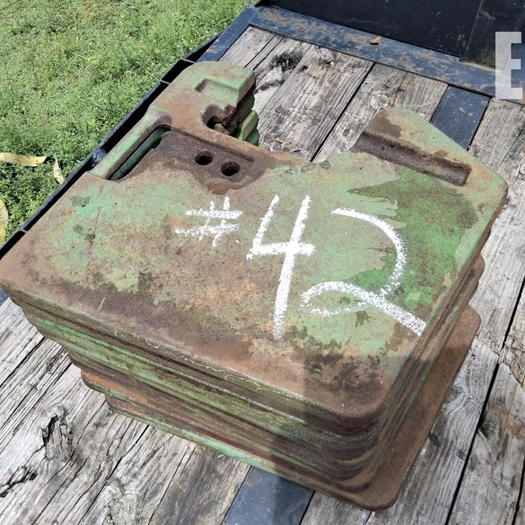 TRACTOR WEIGHTS 100LB EACH