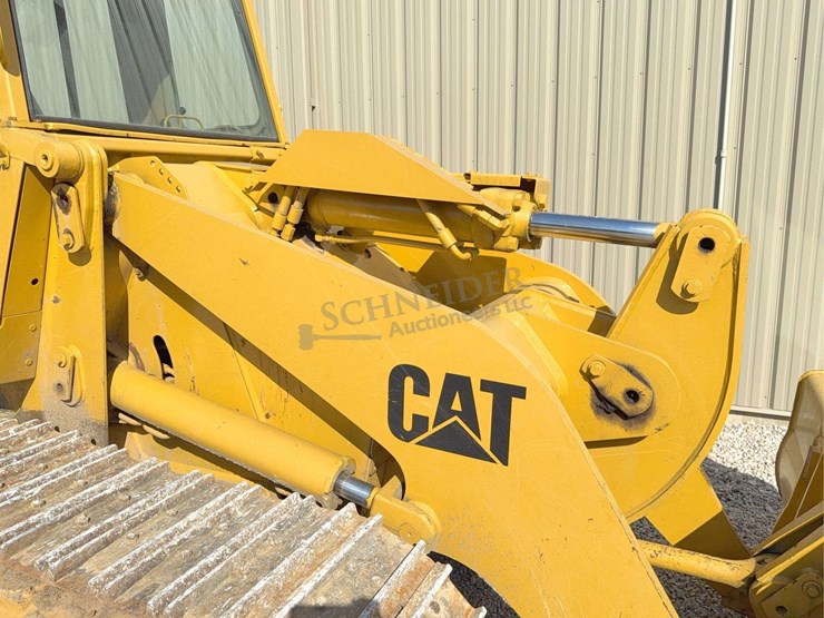 caterpillar-953b-image-14