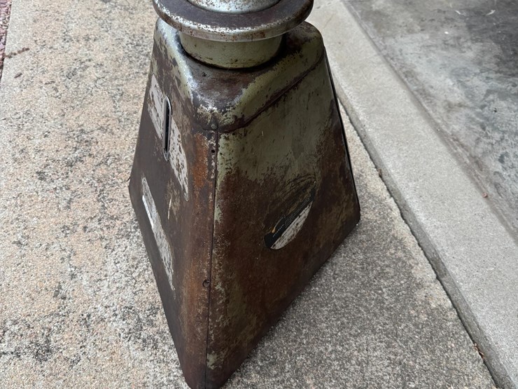 micro-precision-antique-tire-balancer-image-7