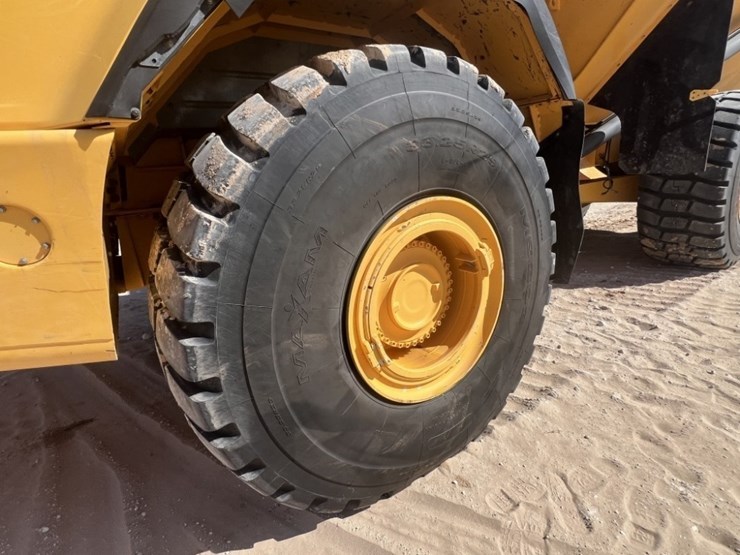 2020-volvo-a60h-image-9