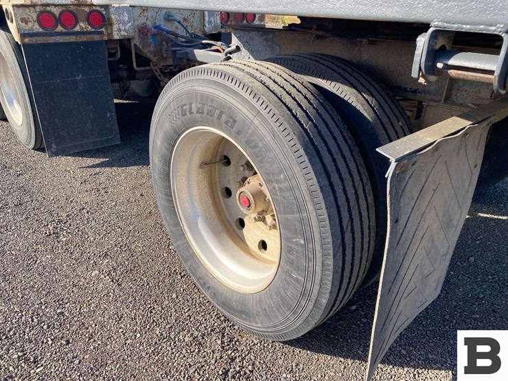 1986-utility-flatbed-image-20