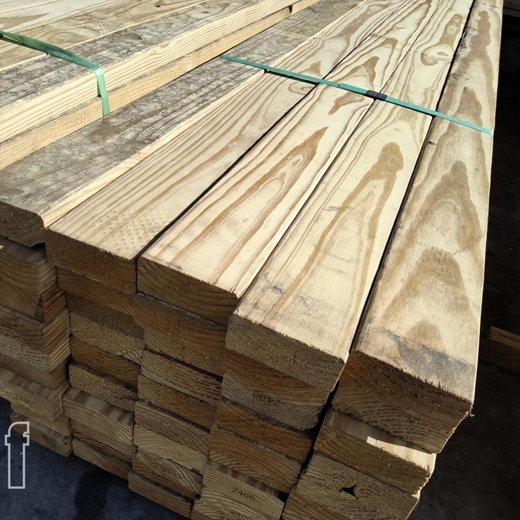 YELLOW PINE LUMBER 2X4X10 MSR