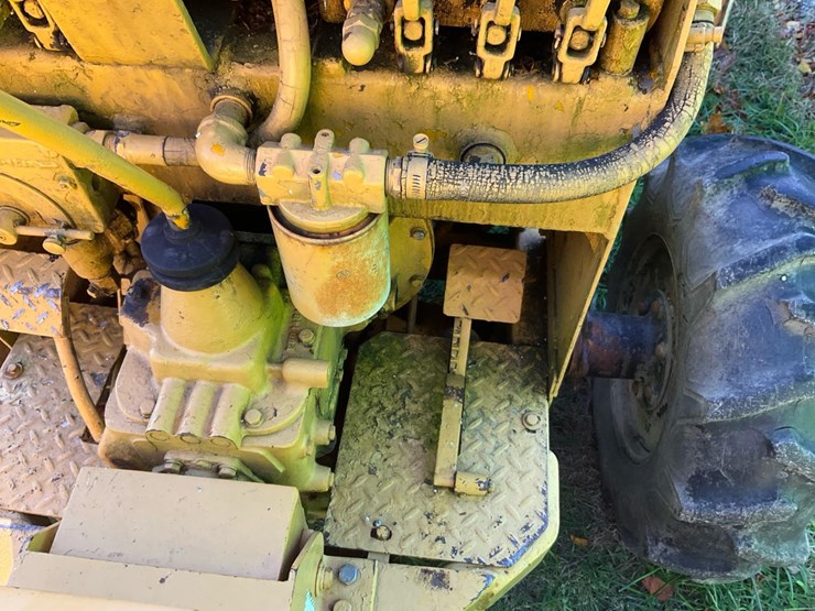 #1365-•-vermeer-m-460-ride-on-trencher-image-43