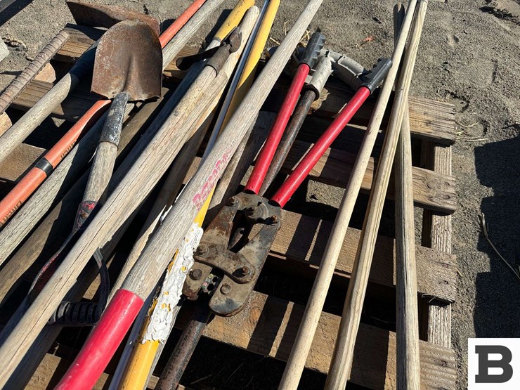 rakes,-shovels,-pipe-bender-image-8