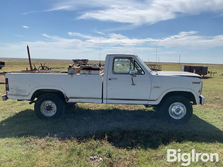 1984-ford-f250-image-4