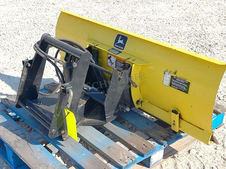 john-deere-425-image-33