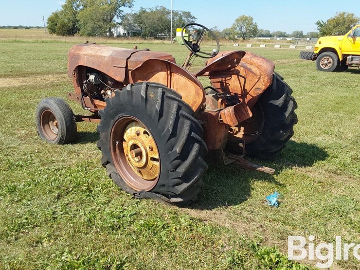 1949-massey-harris-30-image-7