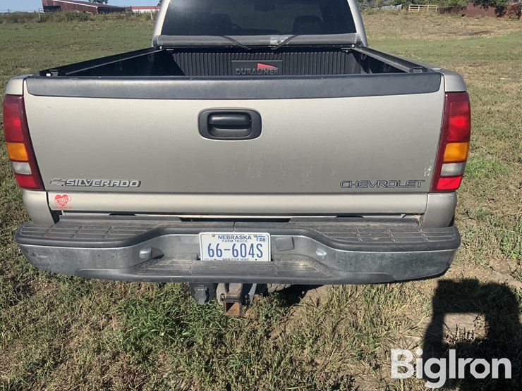 2002-chevrolet-silverado-2500-image-19