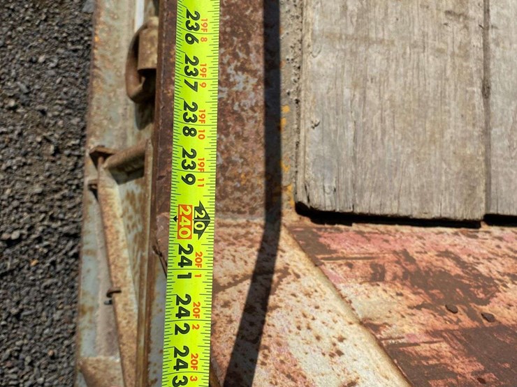 1985-king-load-image-24