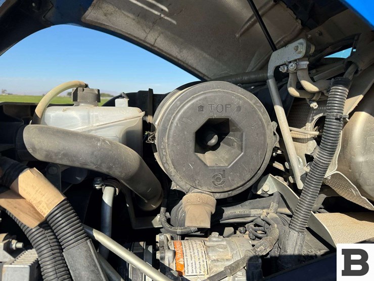 2014-new-holland-t4.105-image-47