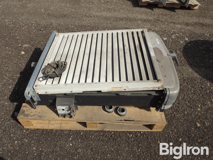 peterbilt-351-image-4