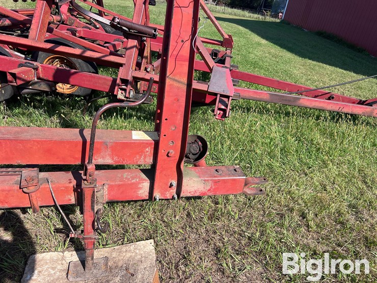 new-holland-s717-image-19