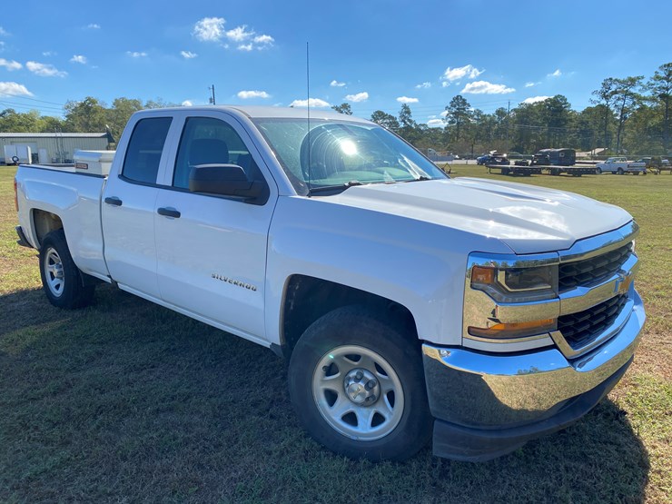 2018-chevrolet-silverado-image-7