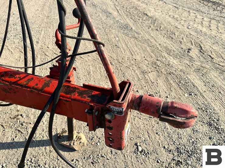 new-holland-515-image-9