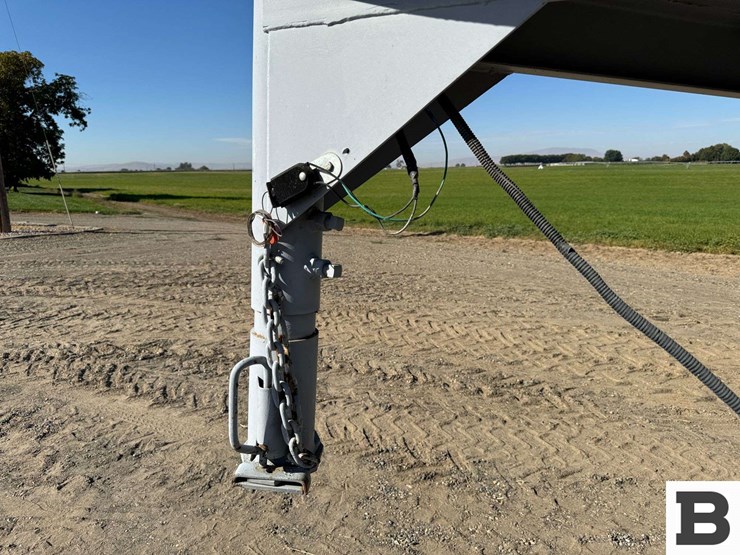 1991-american-trailers-&-saddle-gooseneck-horse-trailer-image-11