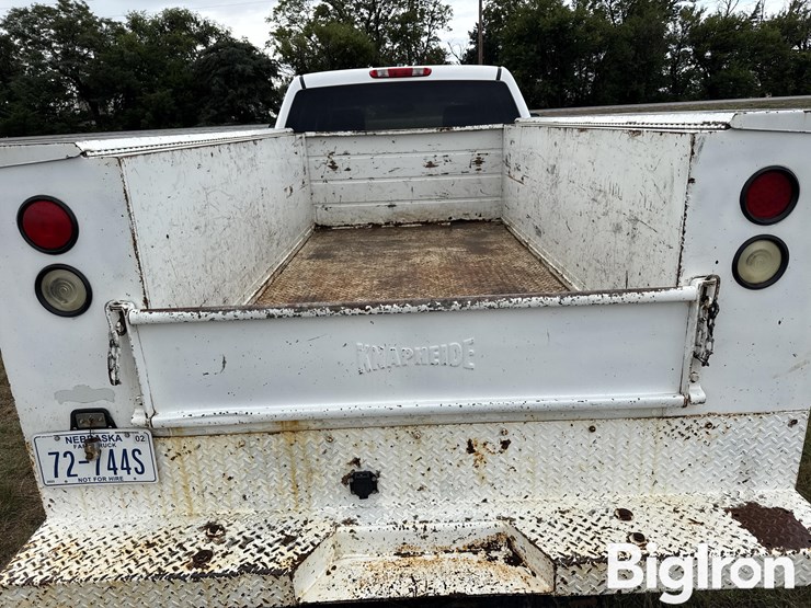2010-chevrolet-silverado-3500-image-19