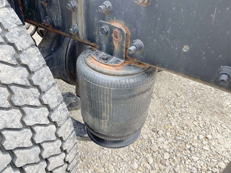 2007-international-durastar-4400-image-32