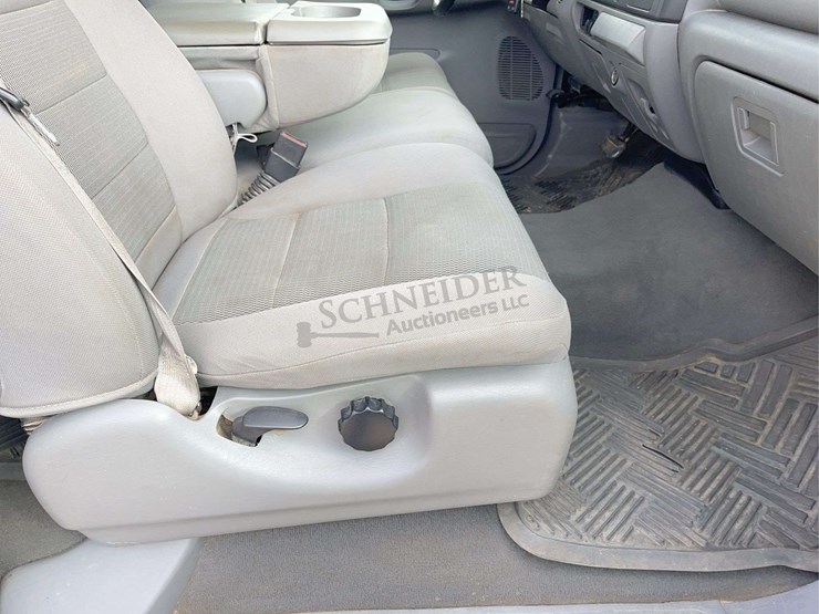 2006-ford-f350-image-44