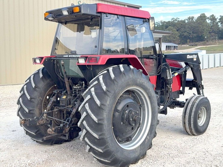 case-ih-5140-image-6