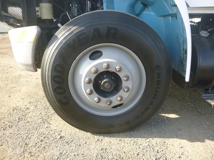 2011-international-durastar-4300-image-30