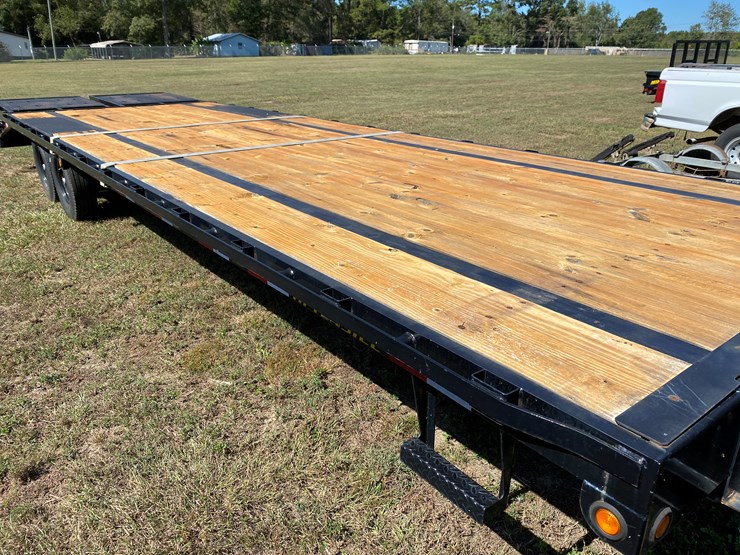 #33-•-#122-•-bigtex-gooseneck-14gn-trailer-gvwr-15,900-lbs-image-3