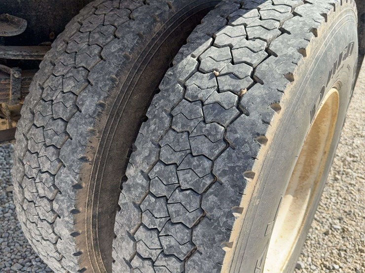 1991-international-4900-image-59