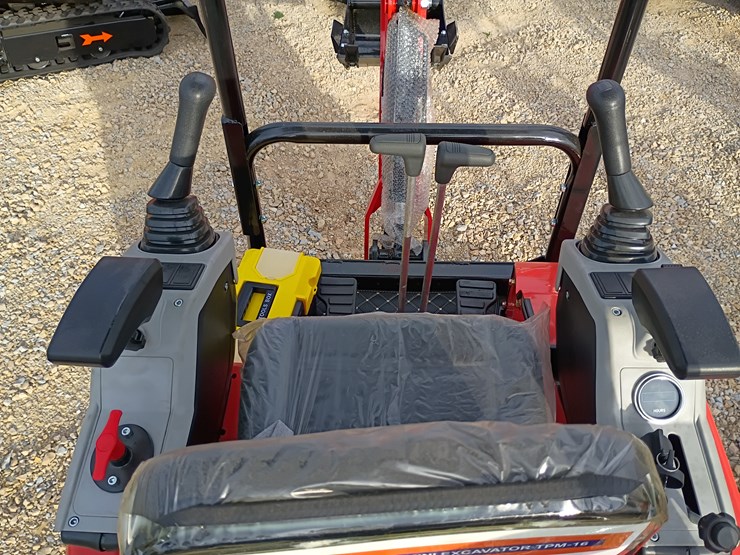 #l57-004-•-2025-tpm-16-mini-excavator-(gasoline)-image-12