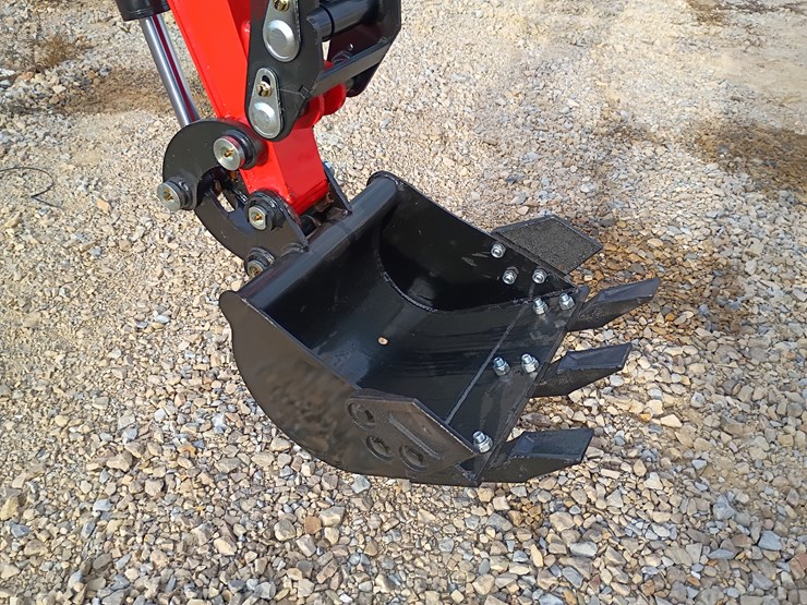 #l57-002-•-2025-tpm-16-mini-excavator-(gasoline)-image-18