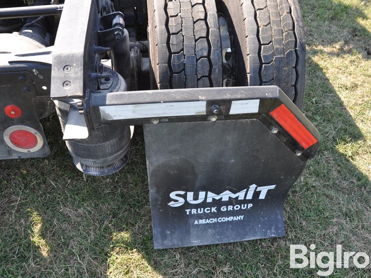 2016-international-prostar-image-20