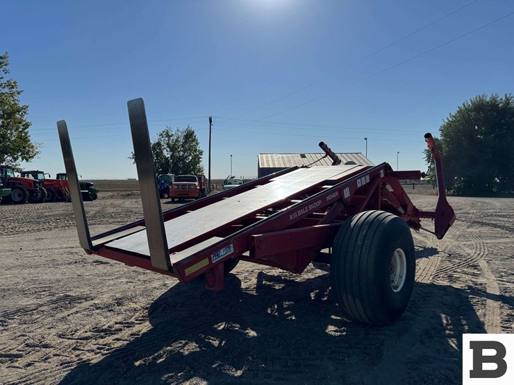 morris-pro-ag-hd4sr-bale-stacker-image-5