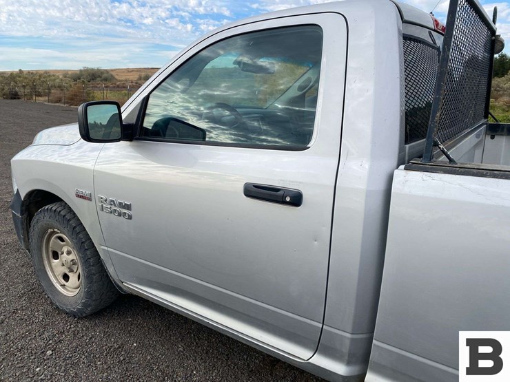 2018-ram-1500-pickup-image-13