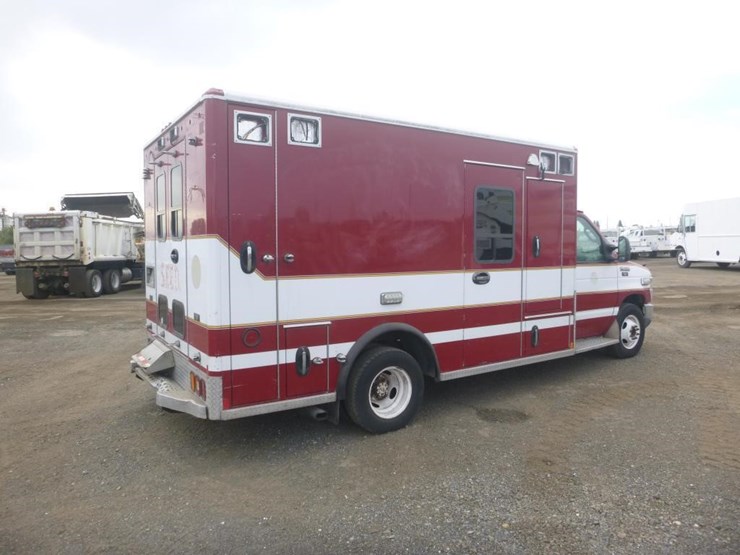 2008-ford-e450-image-3