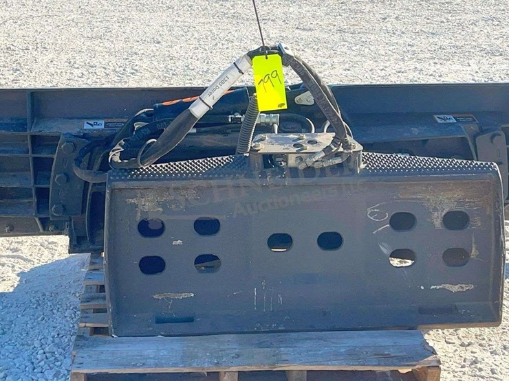 john-deere-8-image-7