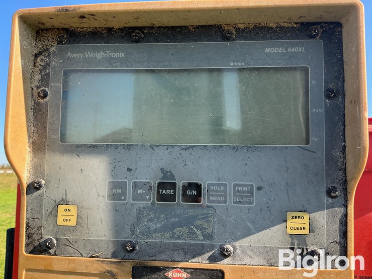 kuhn-knight-3130-image-12