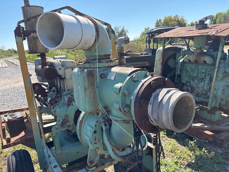 #114-•-trailer-mounted-deutz-deisel-engine-with-water/trash-pump-image-7