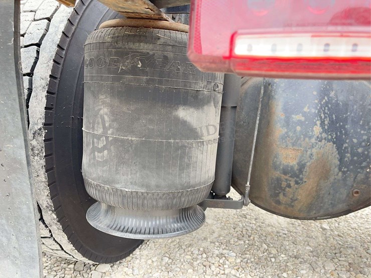 2007-international-durastar-4400-image-30