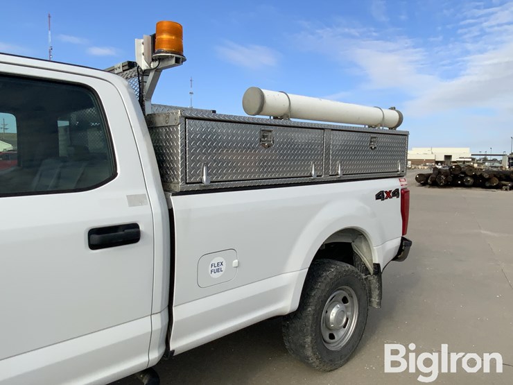 2017-ford-f350-xl-image-16