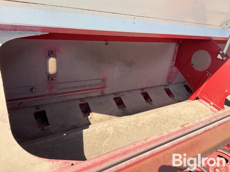 international-510-image-13