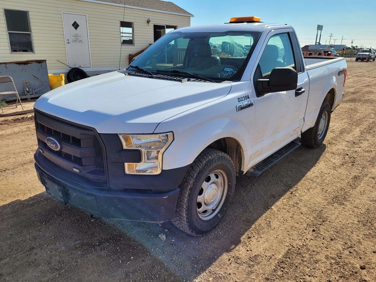 2017-ford-f150-image-1