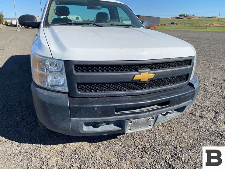 2012-chevrolet-silverado-1500-image-8