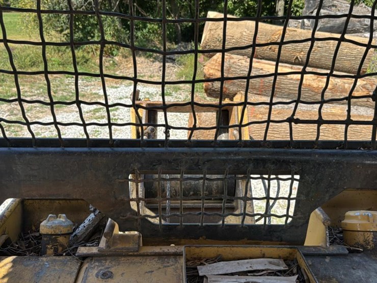 caterpillar-d4h-image-18