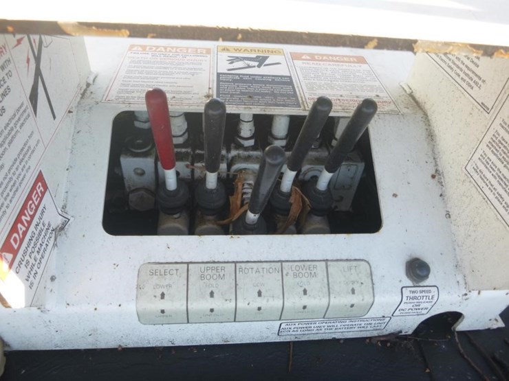 2009-international-durastar-4300-image-8