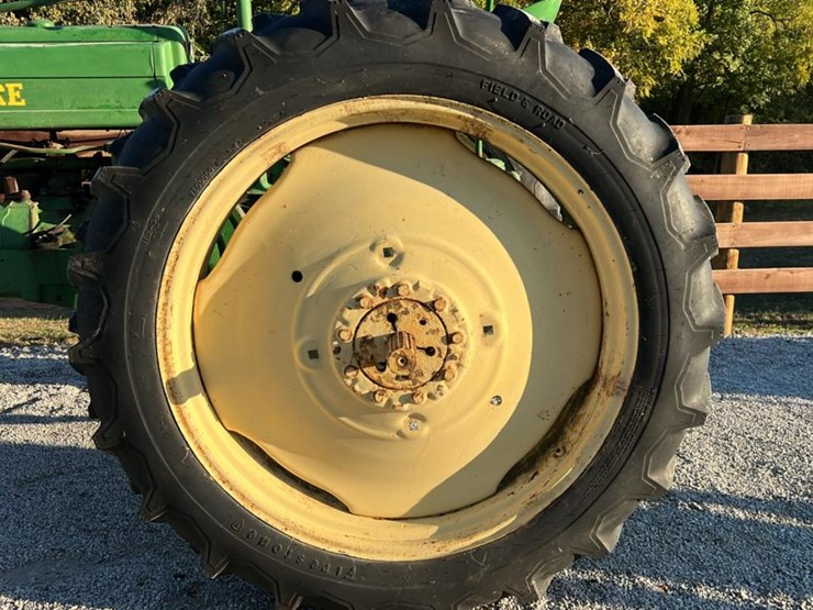 1943-john-deere-b-image-23