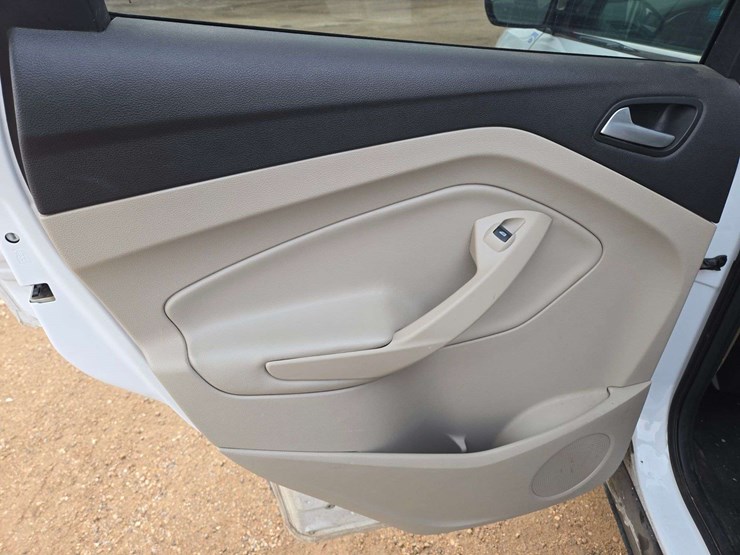 2018-ford-escape-se-image-9